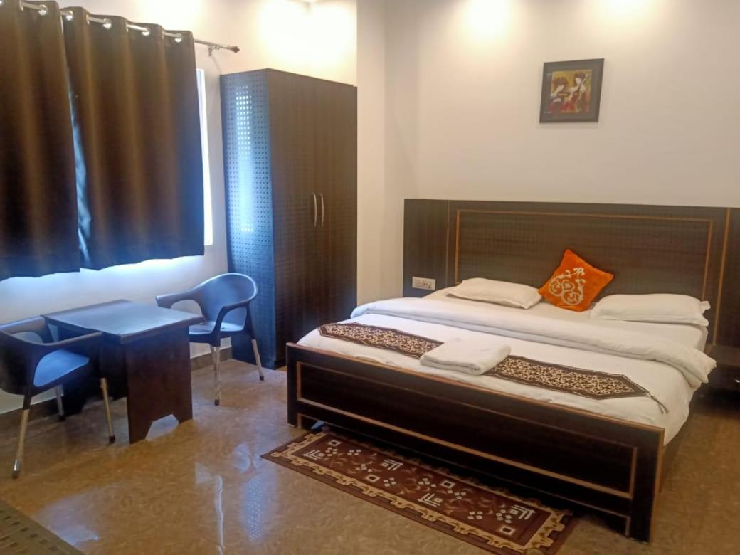 Hotel Rajshree Tanakpur Exterior foto